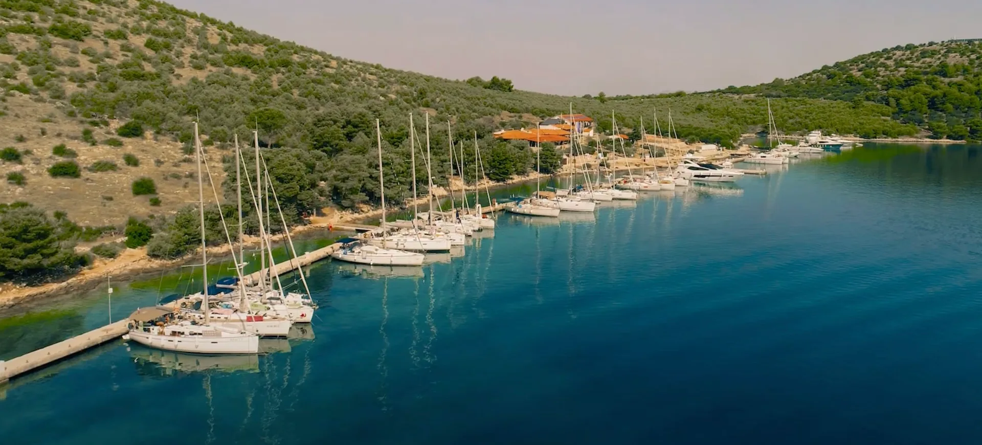 ACI Marina Zut — photo 2 of 10