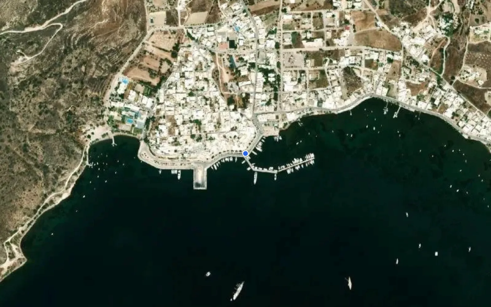 Satellite and nautical chart view of Adamantas Marina