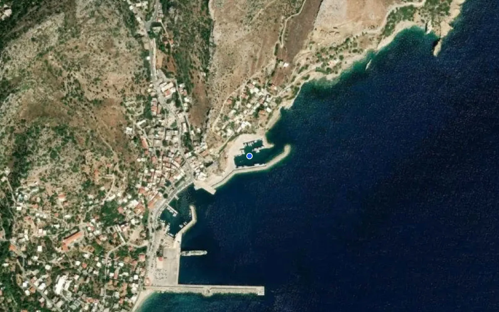 Satellite and nautical chart view of Agios Kirykos marina (new)