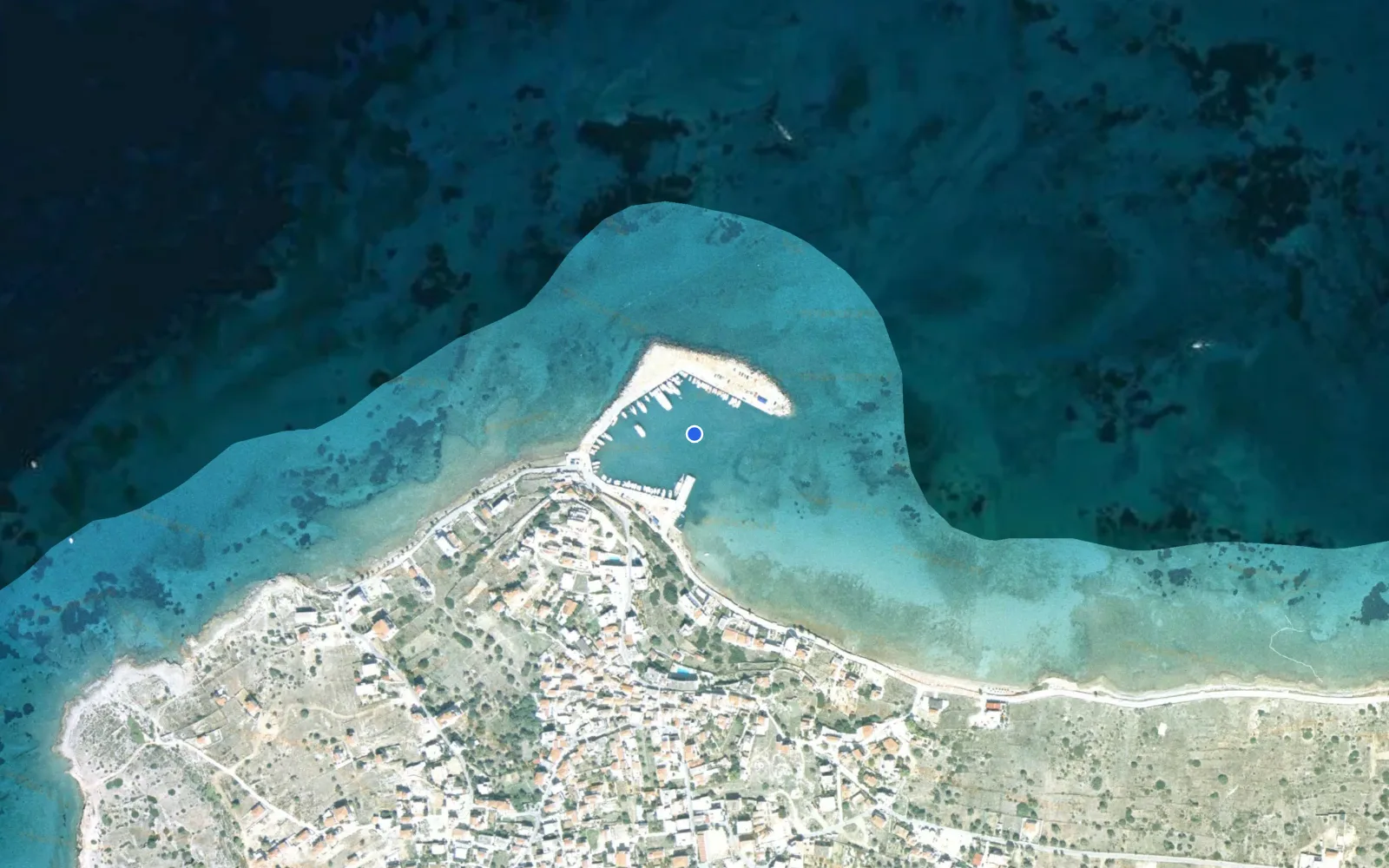 Satellite and nautical chart view of Angistri