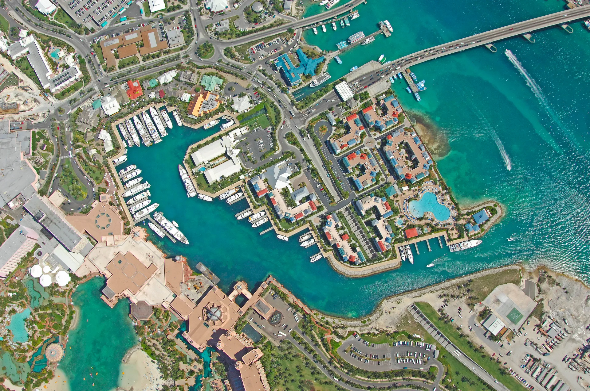 Atlantis Marina — photo 2 of 8