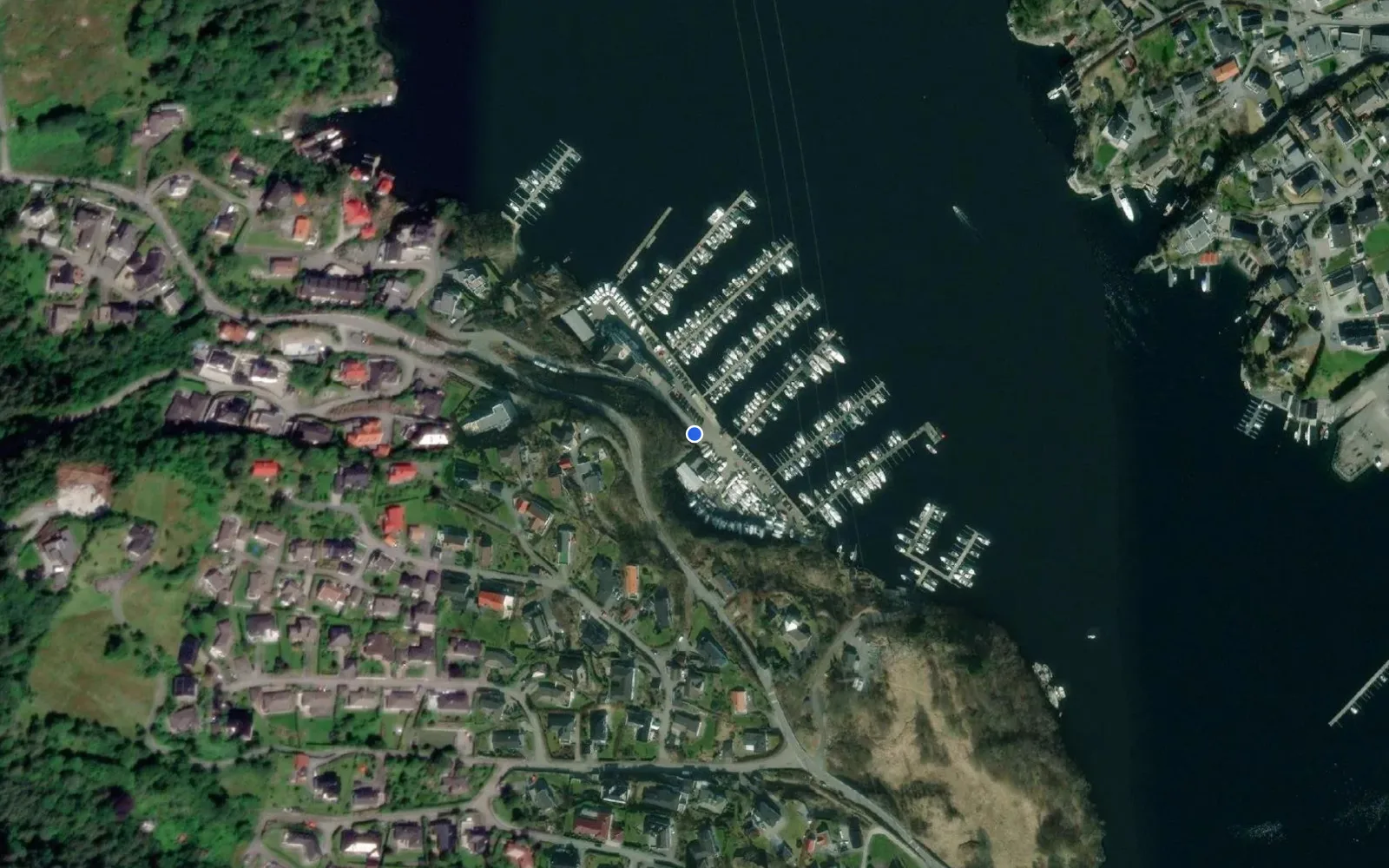 Satellite and nautical chart view of Bergen Marina AS (Kjapp Marina)