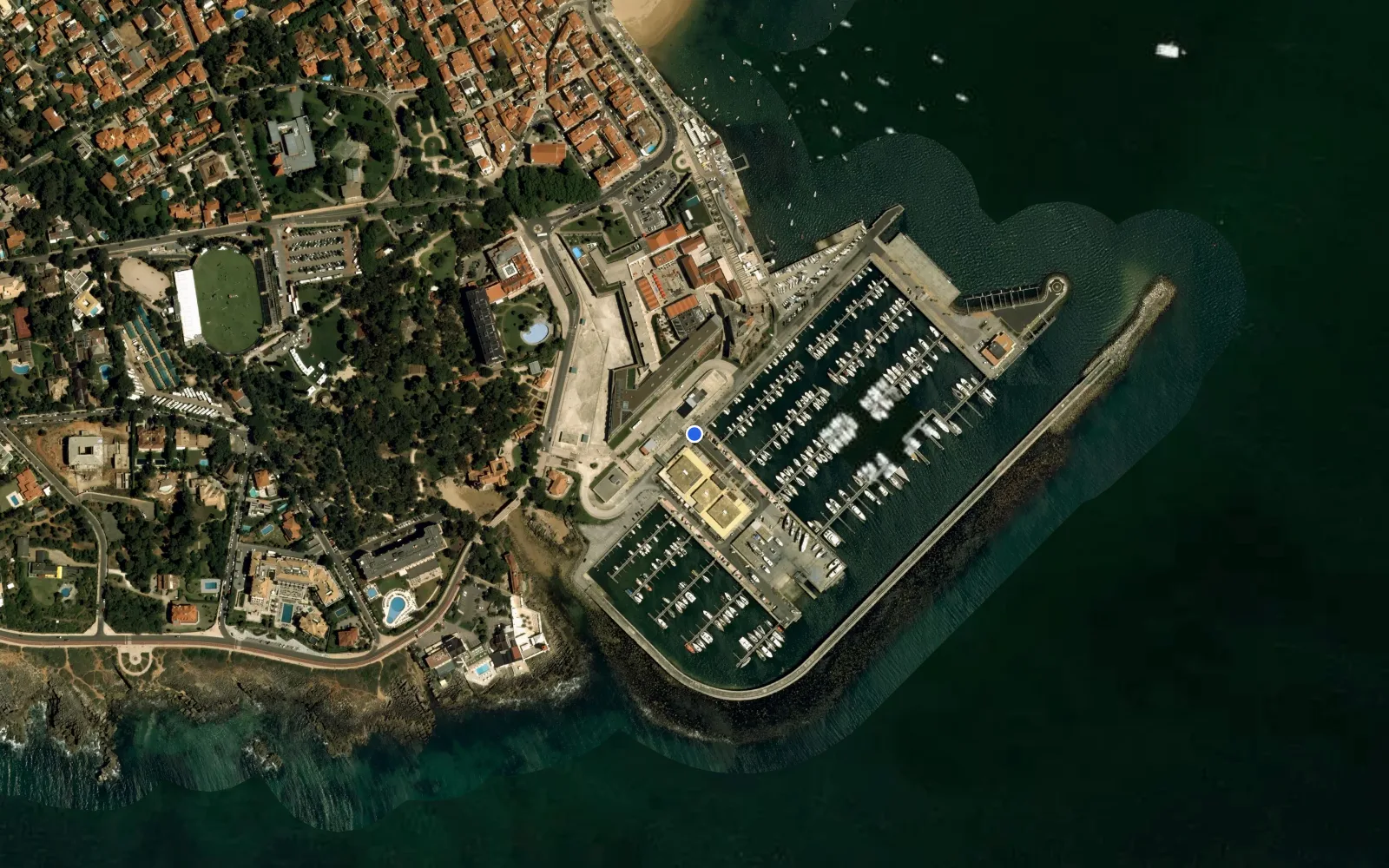 Satellite and nautical chart view of Cascais Marina
