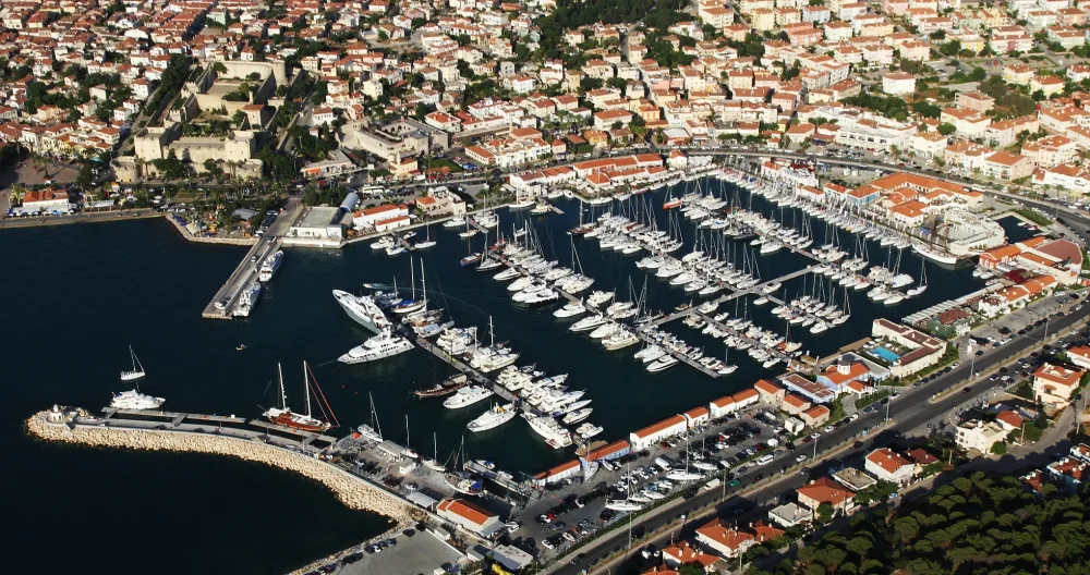 Cesme Marina — photo 2 of 3