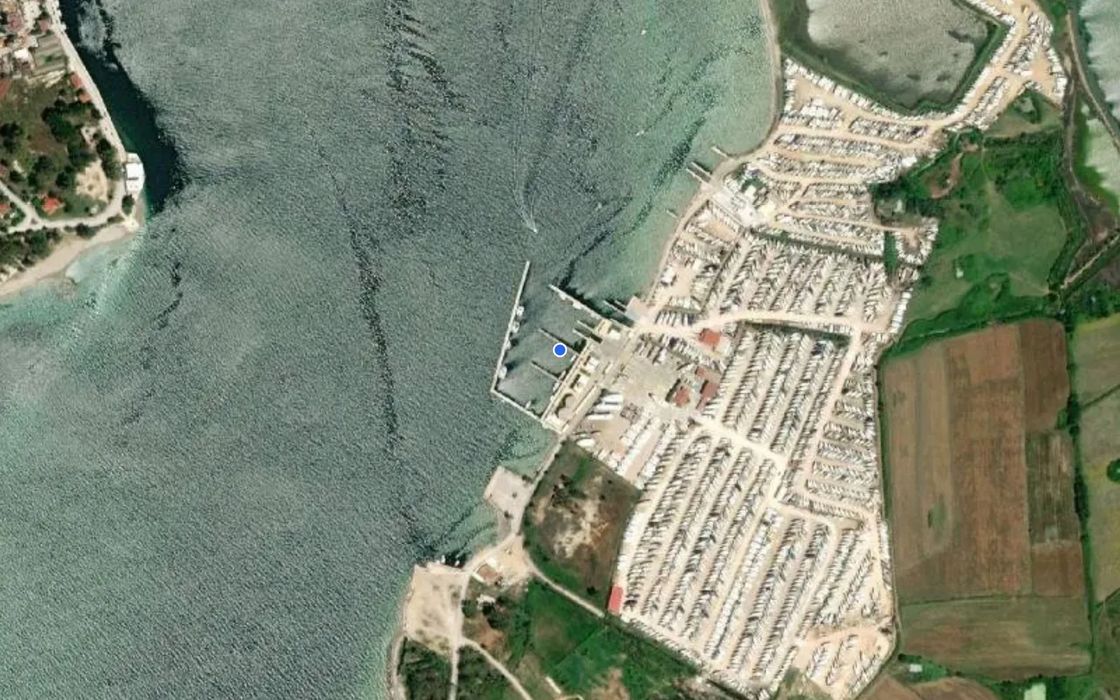 Satellite and nautical chart view of Cleopatra Marina