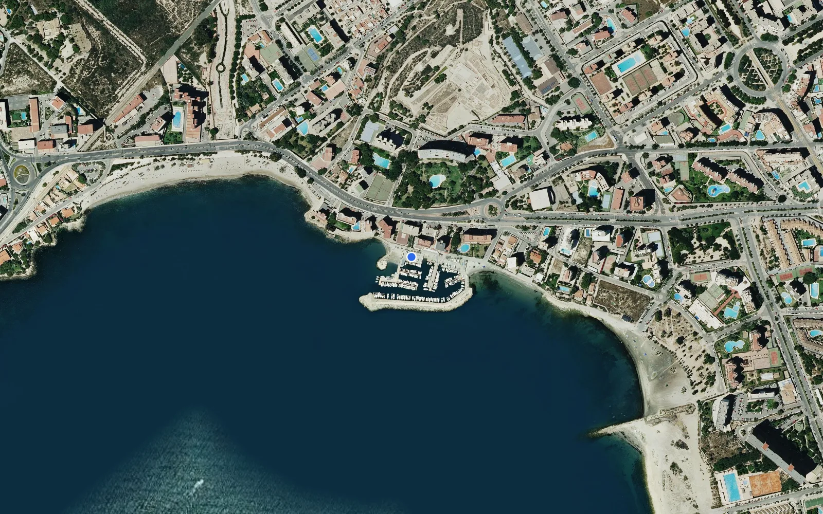 Satellite and nautical chart view of Club Nautico Costablanca