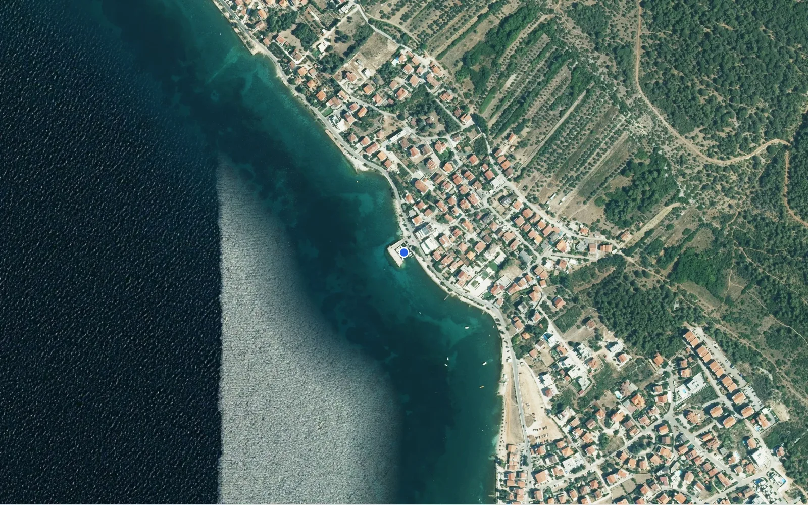 Satellite and nautical chart view of Diklo