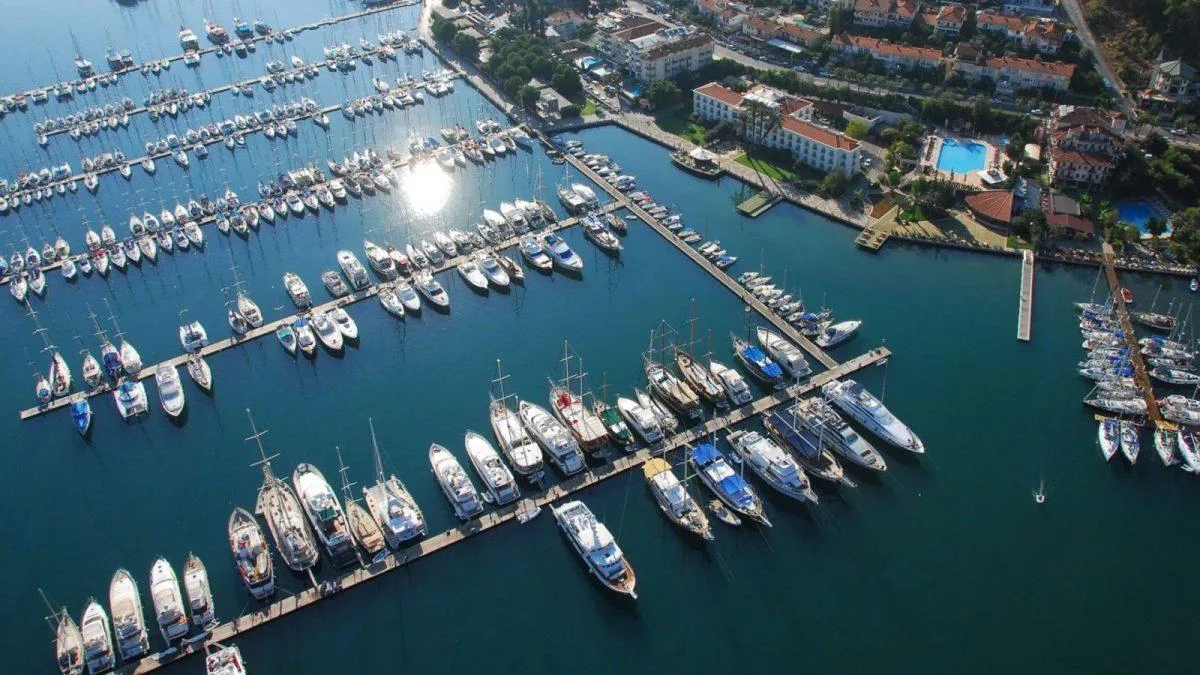 Ece Marina