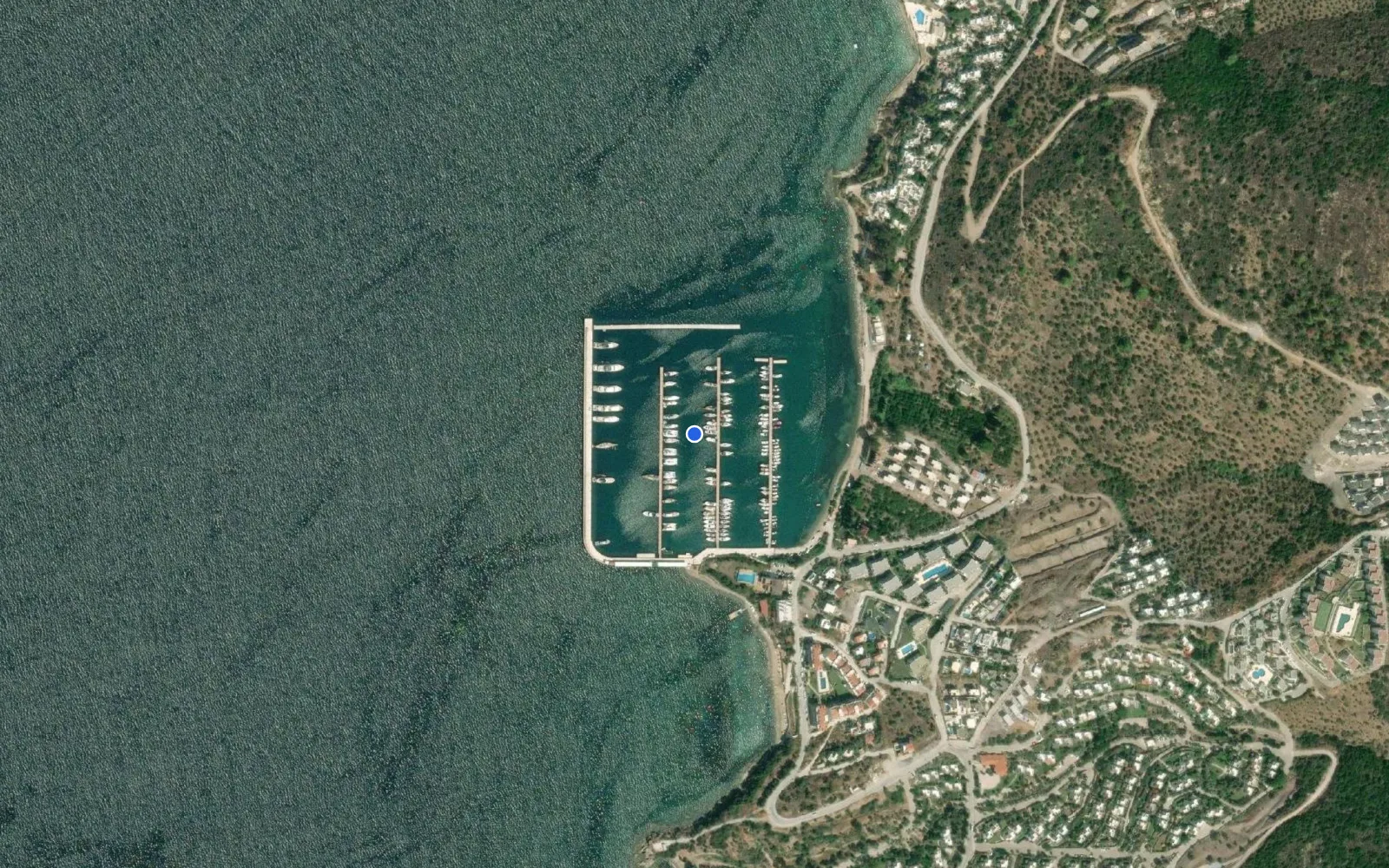 Satellite and nautical chart view of Egesu Gulluk Marina