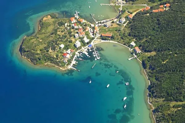 Gonar Marina (Harbor)