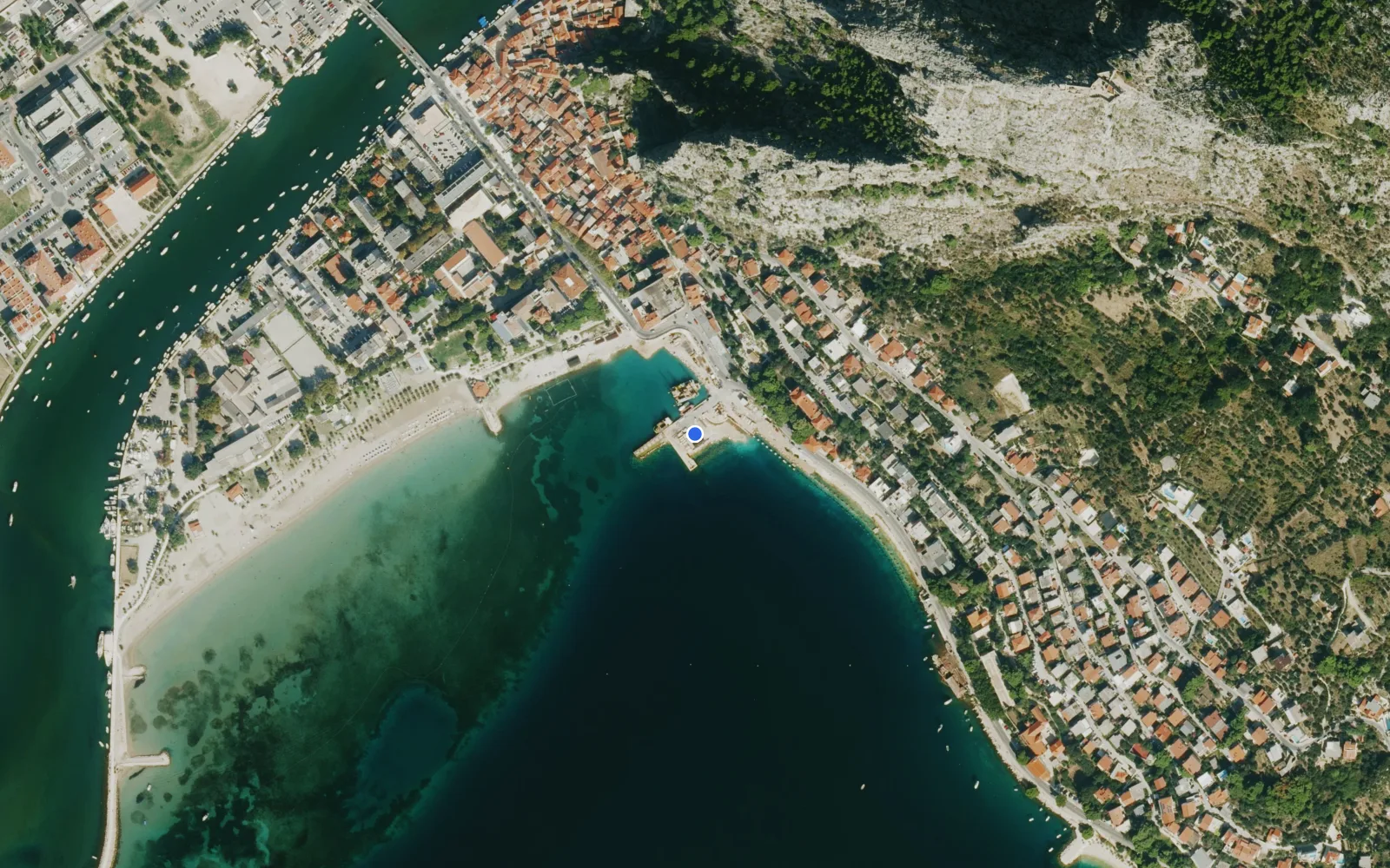 Satellite and nautical chart view of Harbour Omis