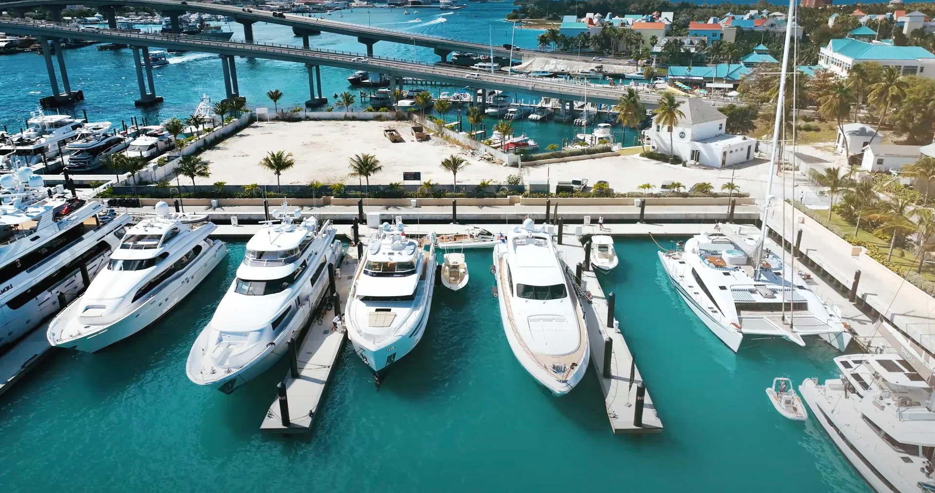 Hurricane Hole Superyacht Marina — photo 3 of 10
