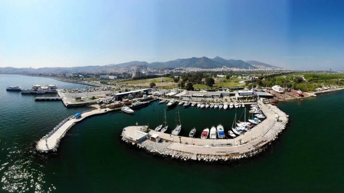 Izmir Marina