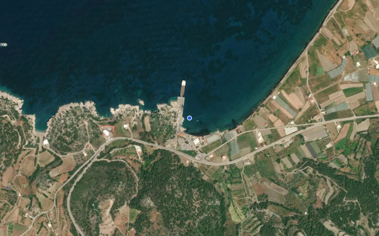 Satellite and nautical chart view of Kamiros Skala