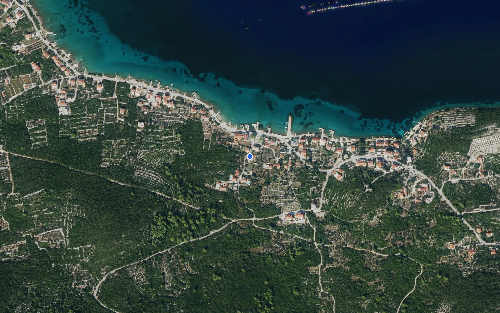 Satellite and nautical chart view of Kneza Harbour