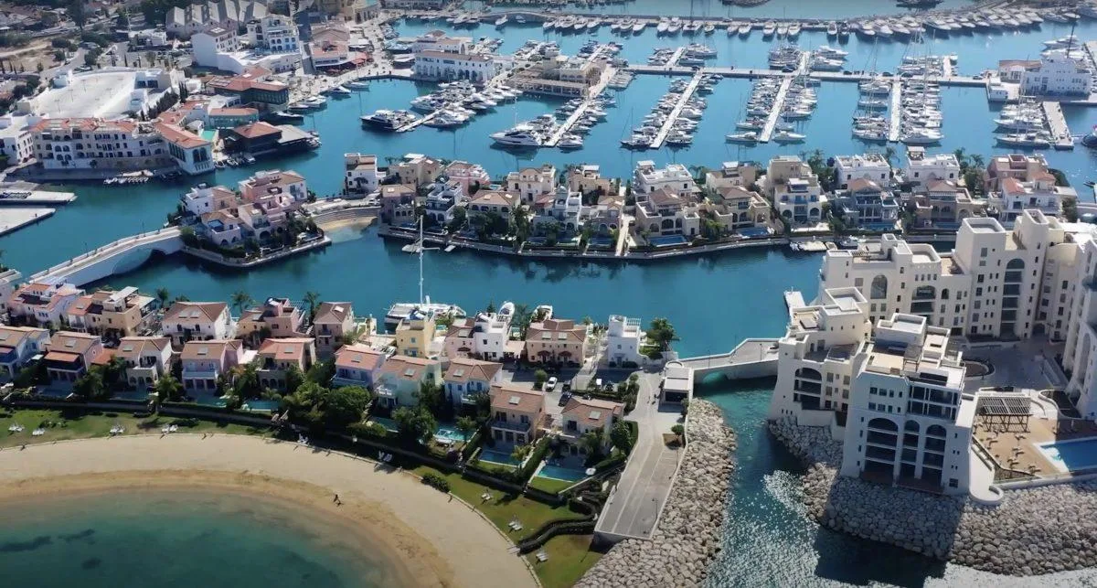 Limassol Marina — photo 2 of 8