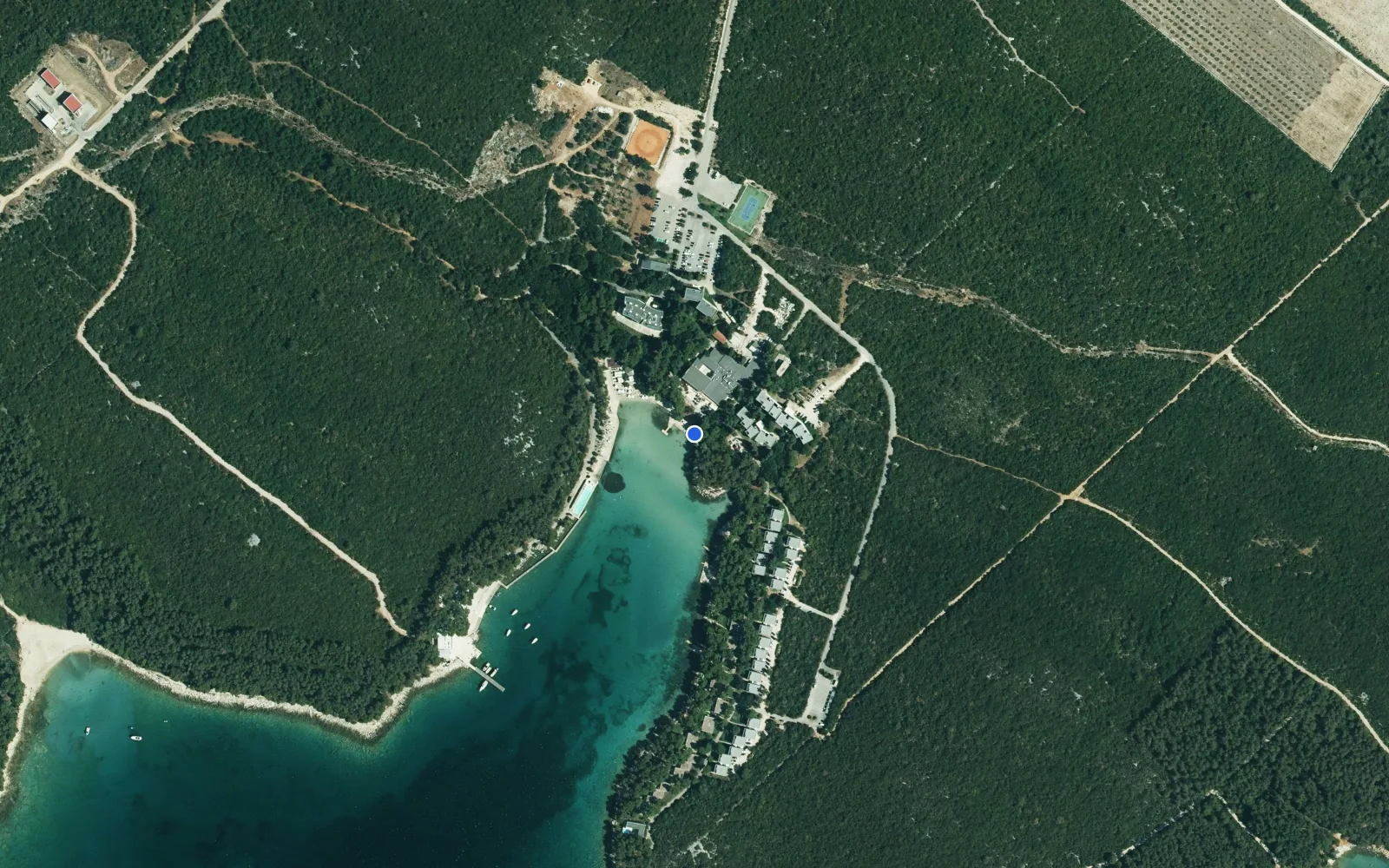 Satellite and nautical chart view of Luka Crvena Marina