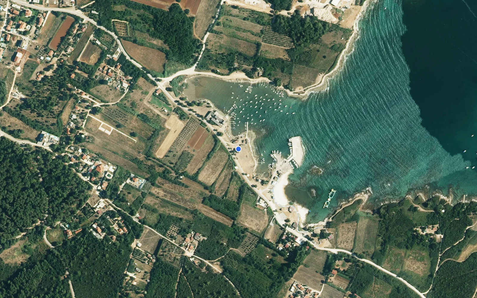 Satellite and nautical chart view of Luka Kuje
