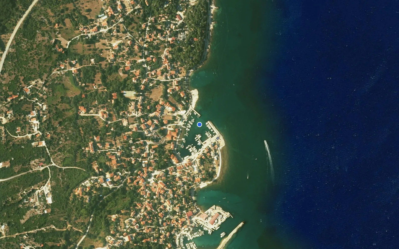 Satellite and nautical chart view of Luka Nerezine