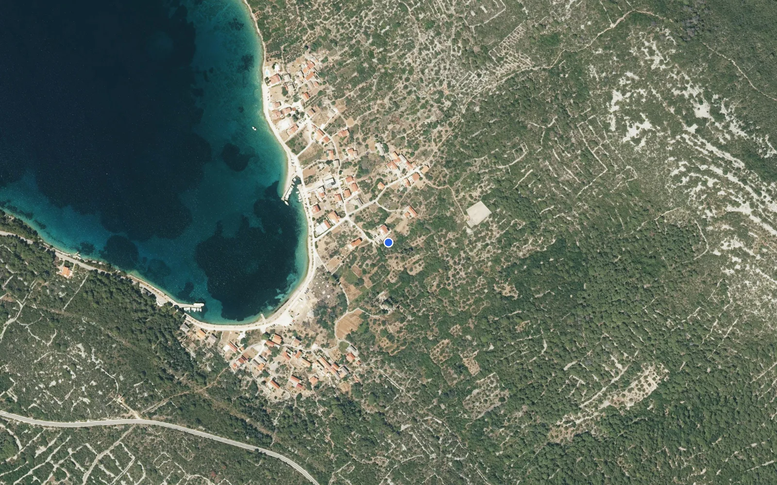 Satellite and nautical chart view of Luka Soliscica