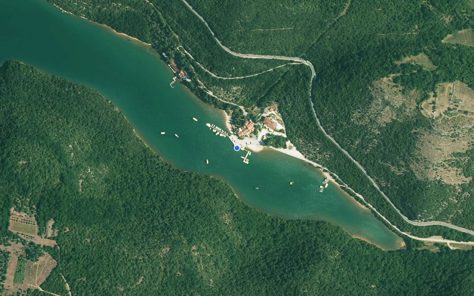 Satellite and nautical chart view of Luka Vrh Lima