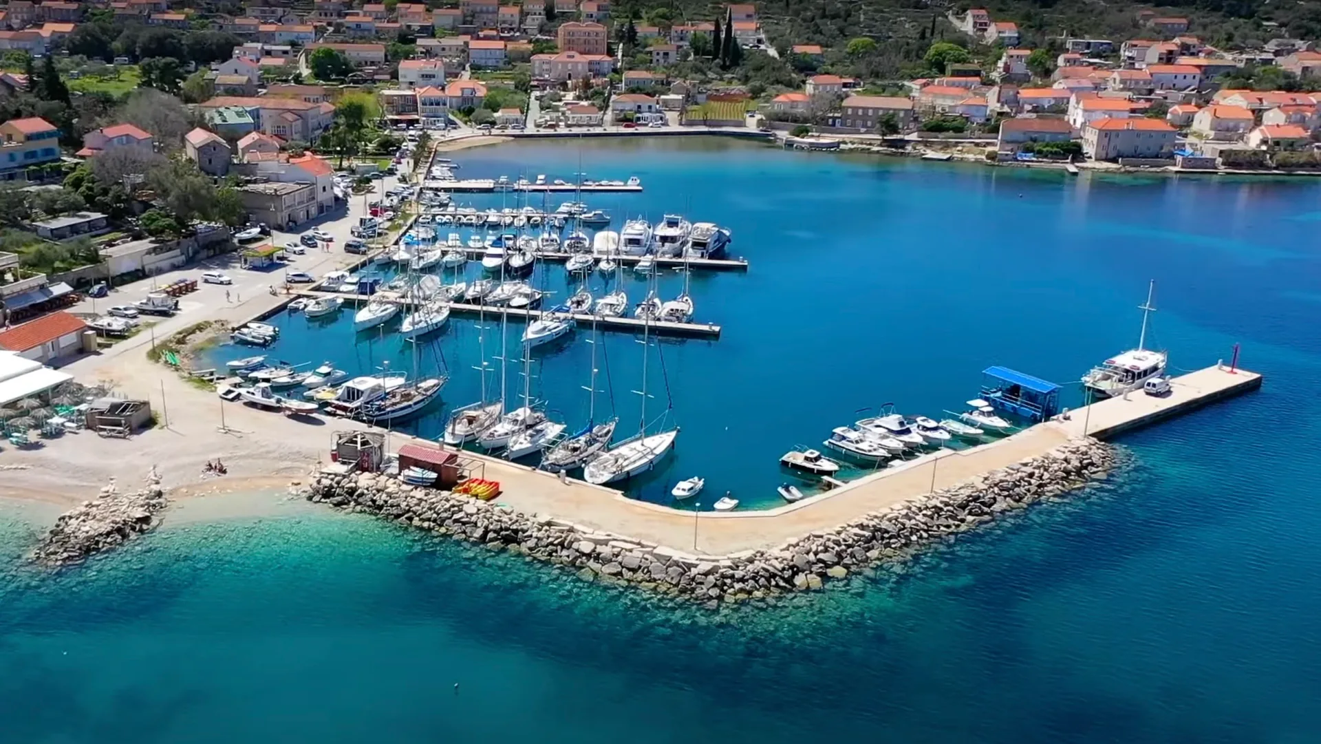 Lumbarda Marina — photo 2 of 6