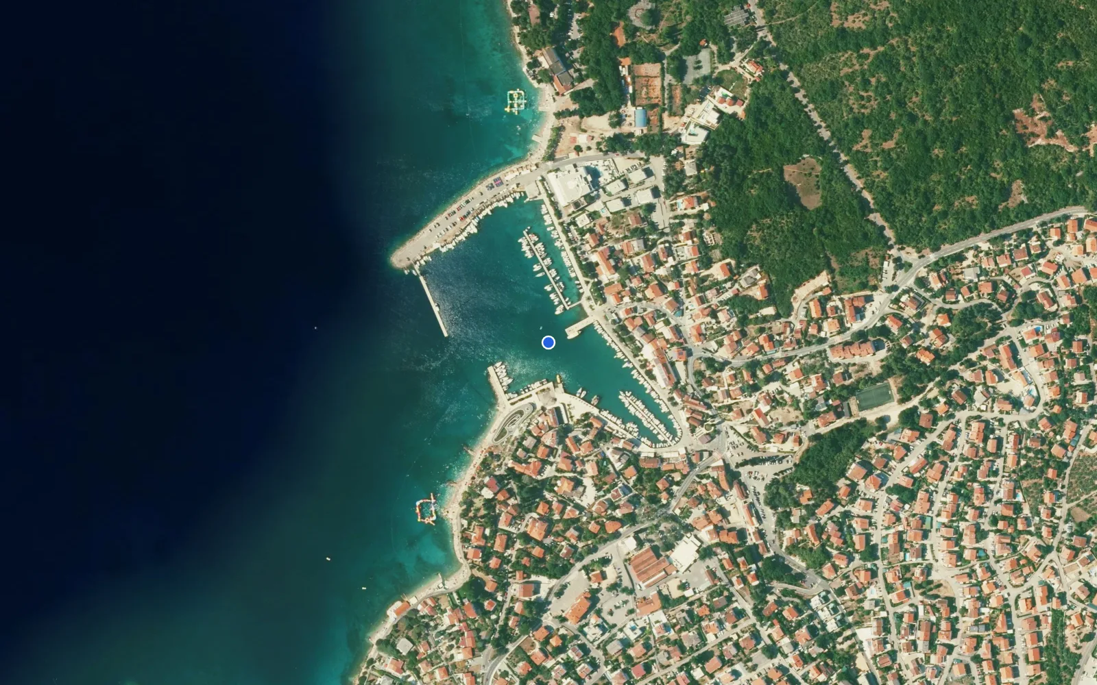 Satellite and nautical chart view of Malinska