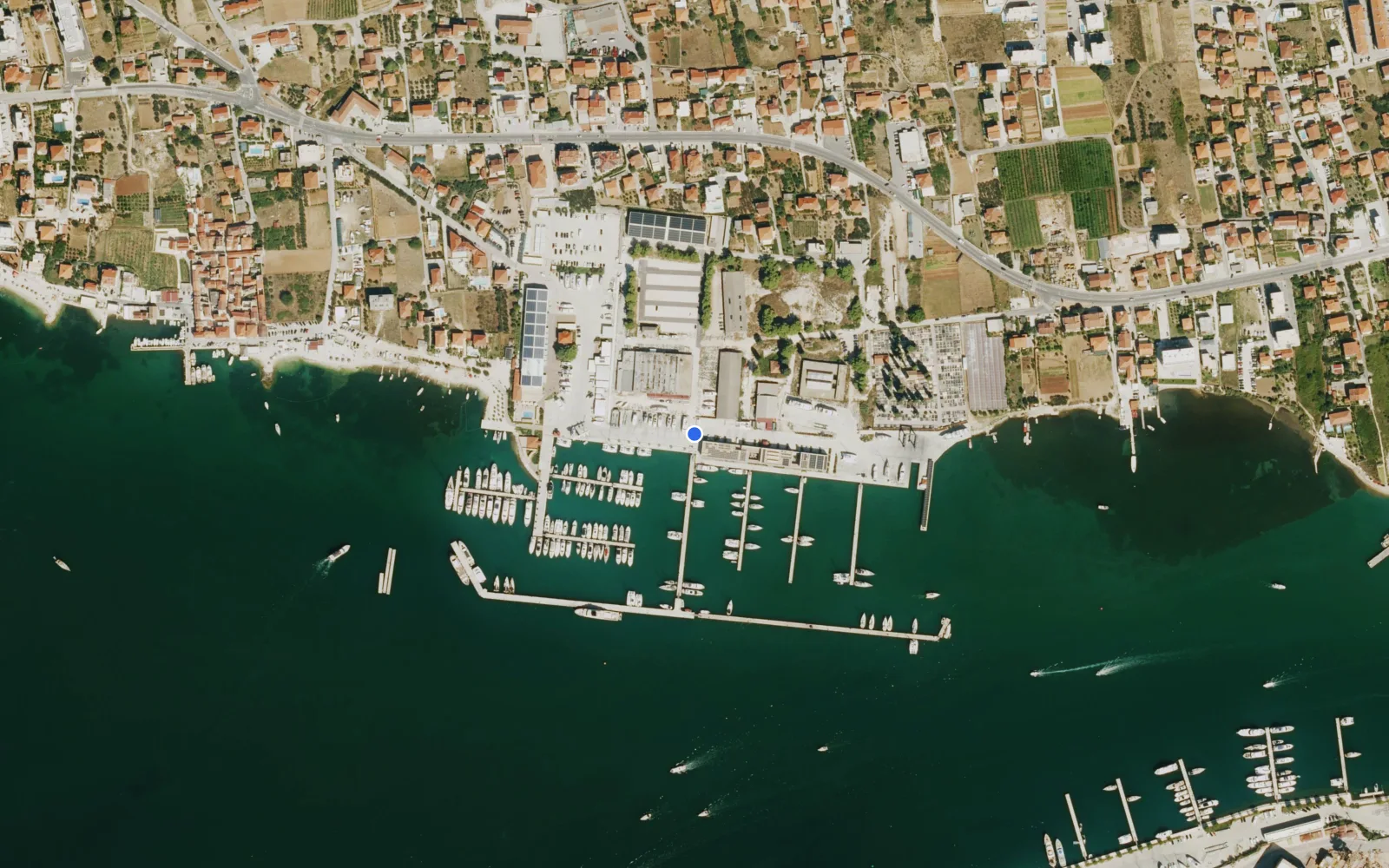 Satellite and nautical chart view of Marina Baotic