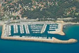 Marina di Andora — photo 2 of 3