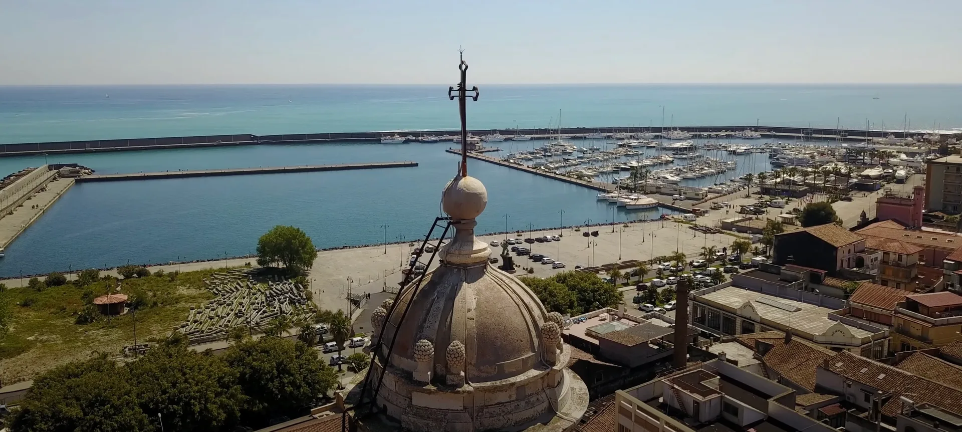 Marina di Riposto - Porto dell'Etna — photo 2 of 9