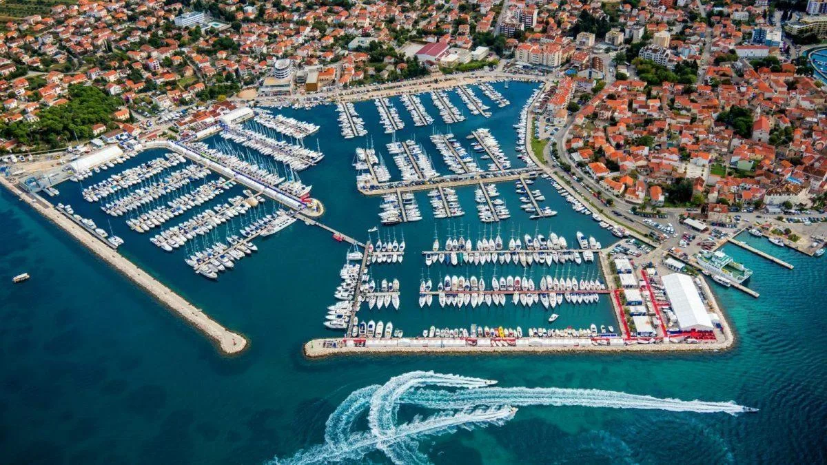 Marina Kornati — photo 2 of 9