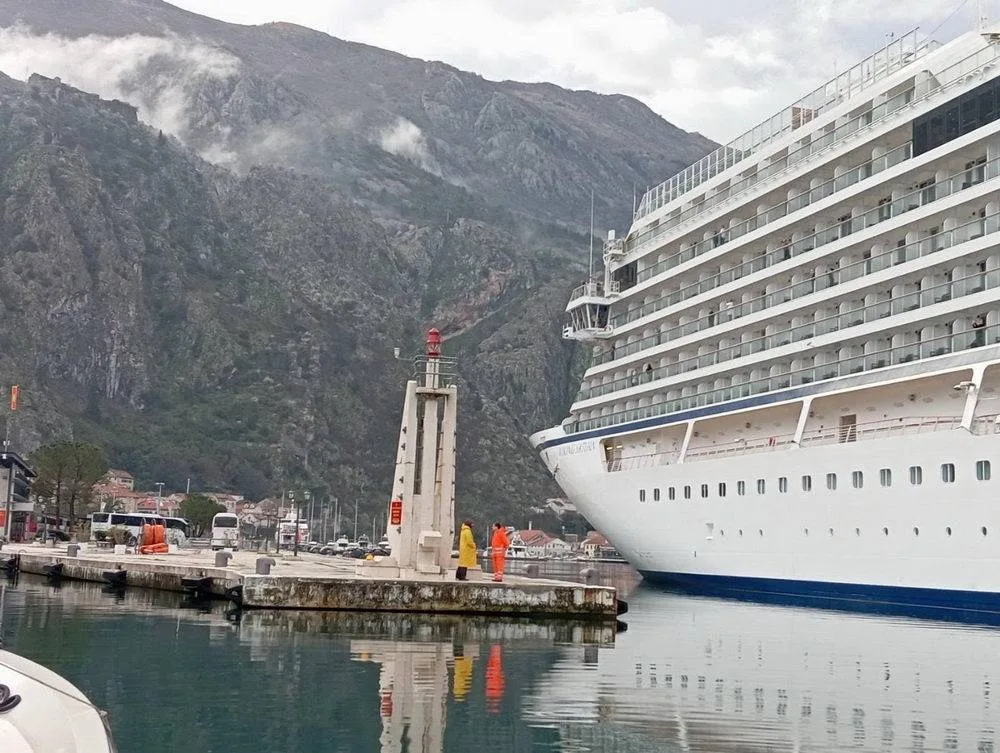 Marina Kotor — photo 3 of 12