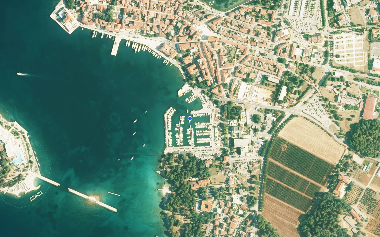 Satellite and nautical chart view of Marina Porec