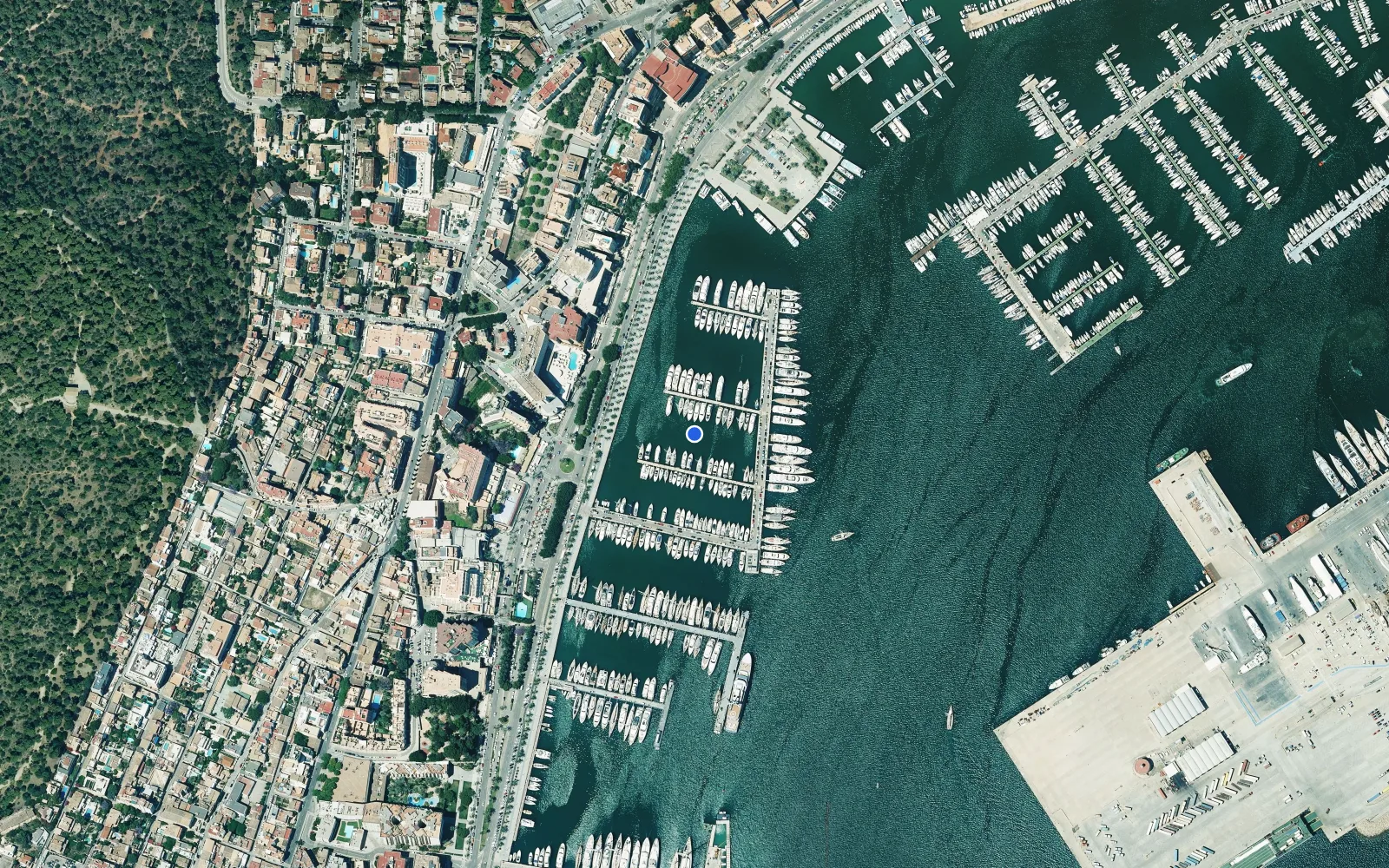 Satellite and nautical chart view of Marina Port de Mallorca