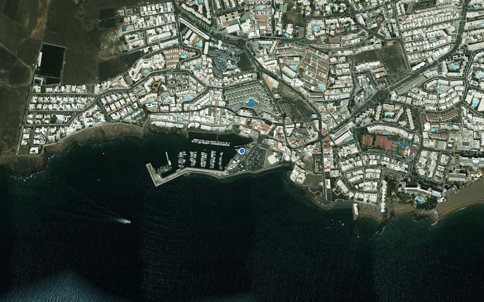 Satellite and nautical chart view of Marina Puerto del Carmen