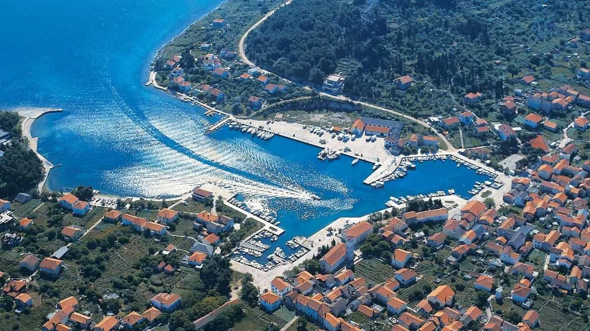 Marina Veli Iz (Recepcija)