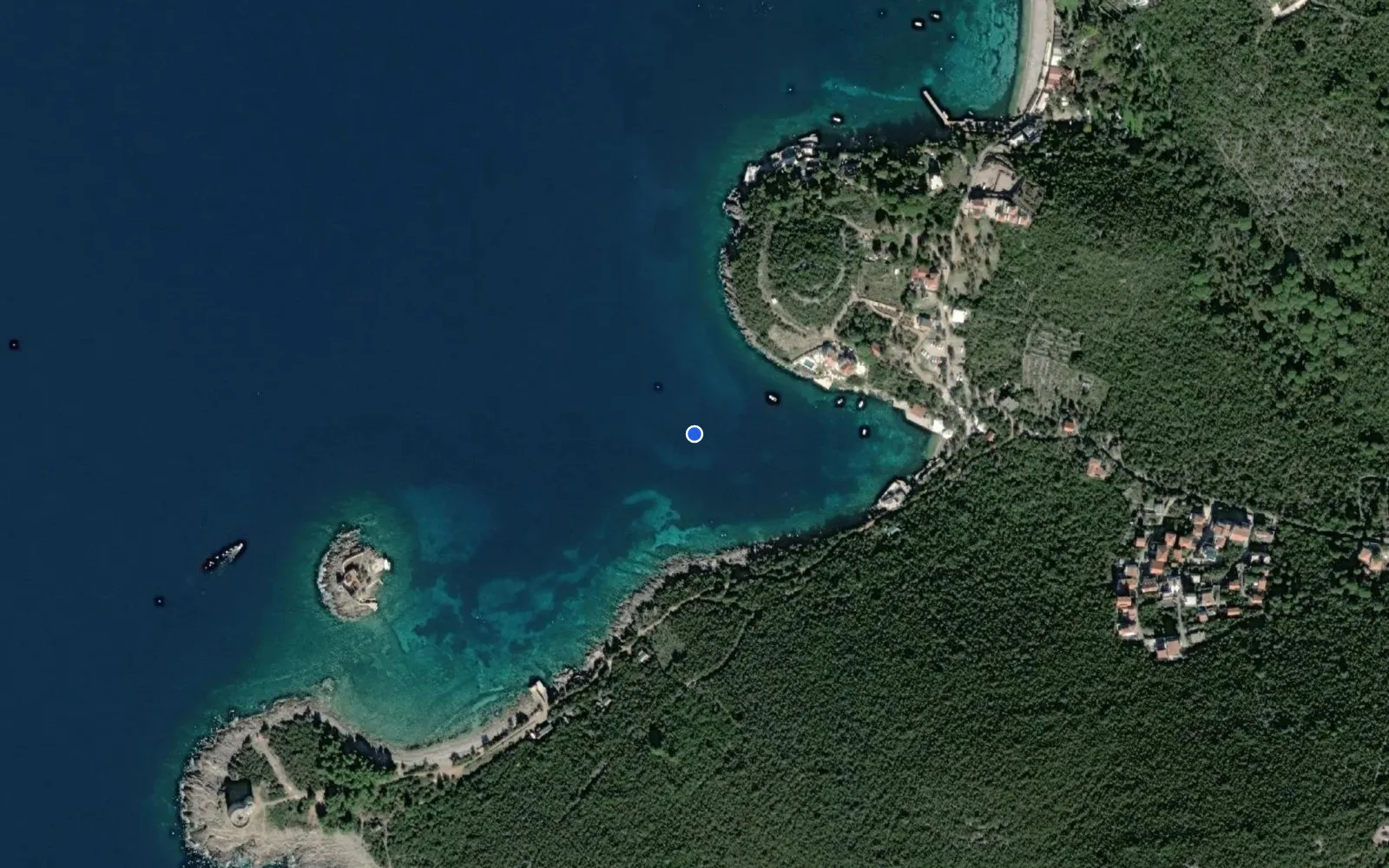 Satellite and nautical chart view of Mirista