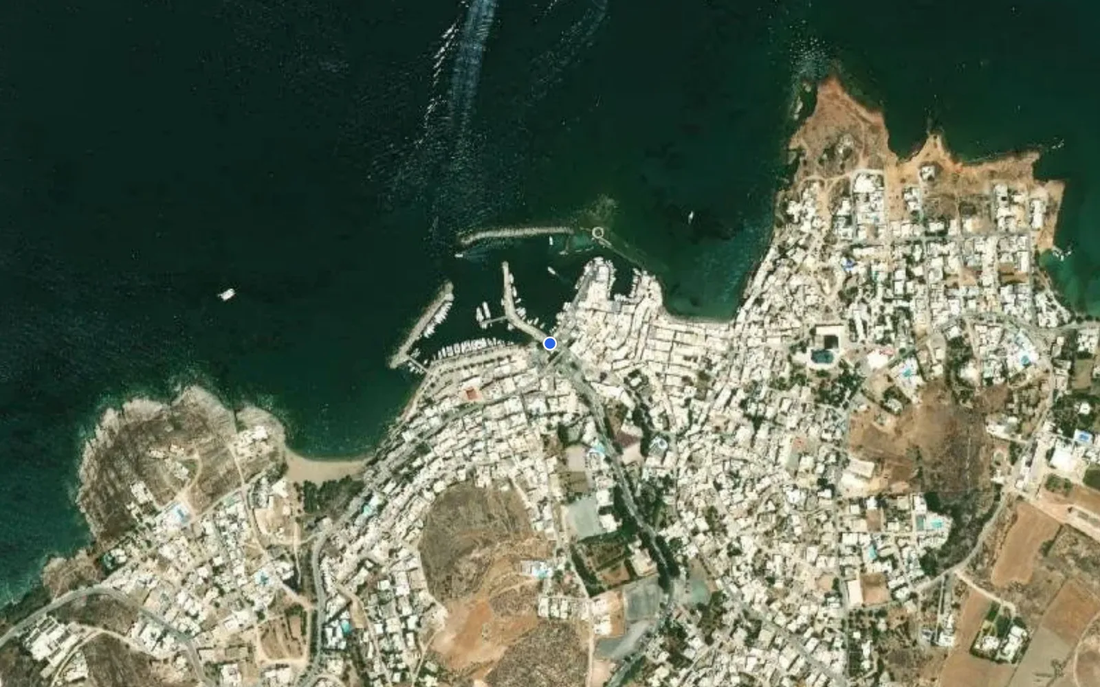 Satellite and nautical chart view of Naoussa Marina