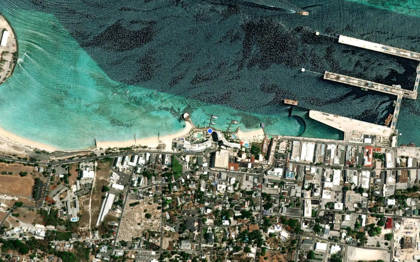 Satellite and nautical chart view of POINTE MARINA