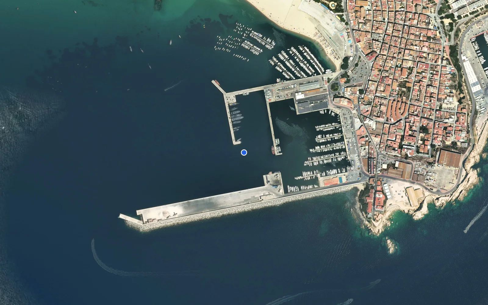 Satellite and nautical chart view of Port de Palamos