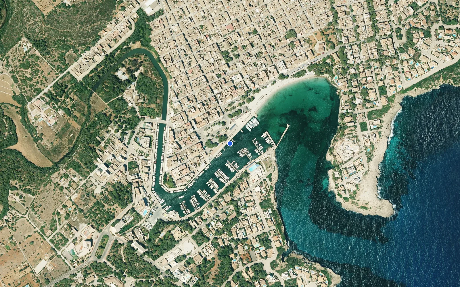 Satellite and nautical chart view of Port de Porto Cristo