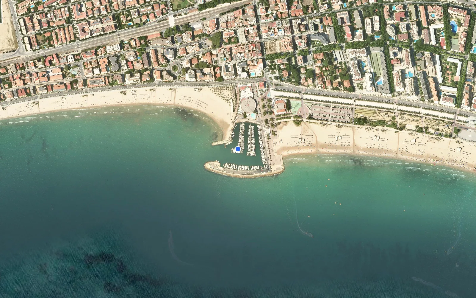 Satellite and nautical chart view of Port de Salou