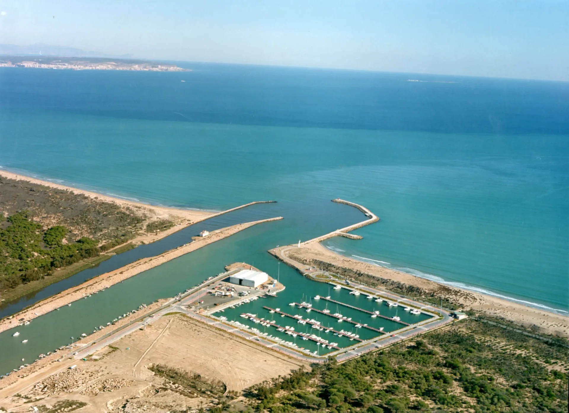 Port Esportiu Marina de les Dunes