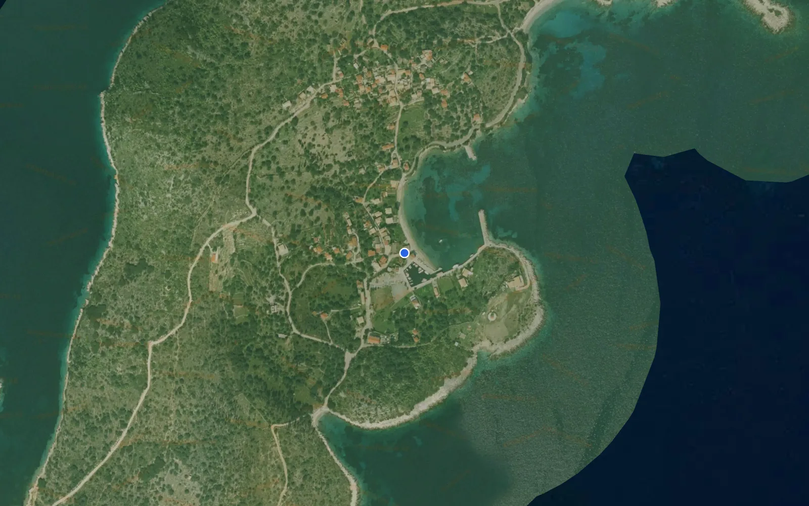 Satellite and nautical chart view of Port Kastos