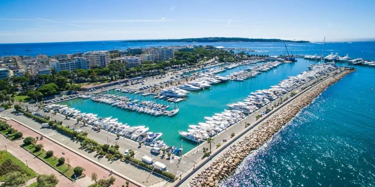 Port Pierre Canto