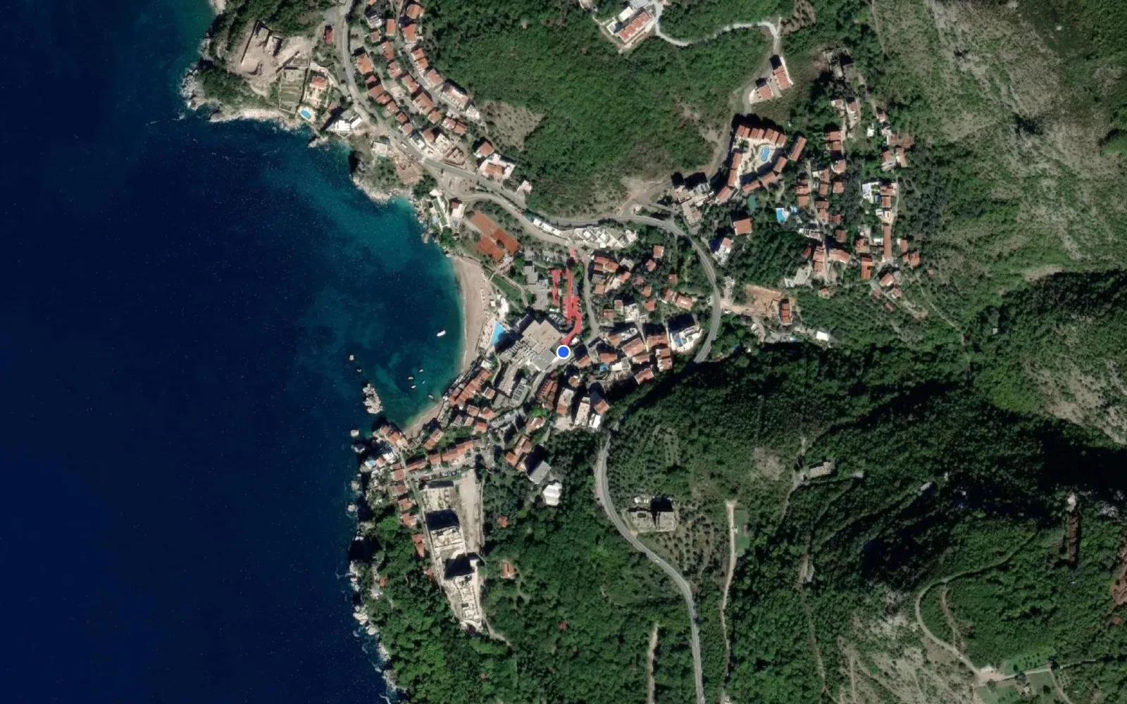 Satellite and nautical chart view of Przno