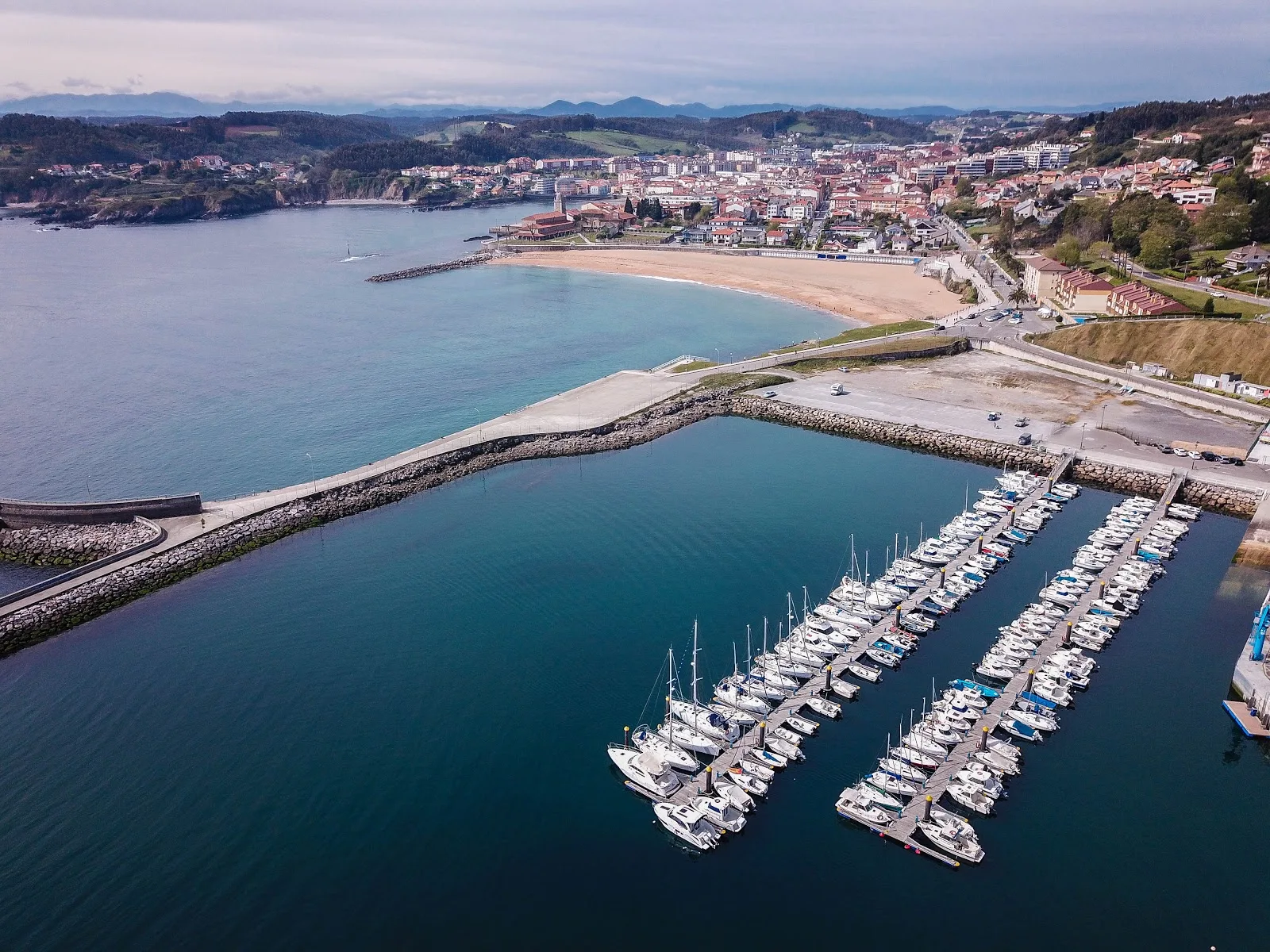 Puerto de Luanco — photo 2 of 2