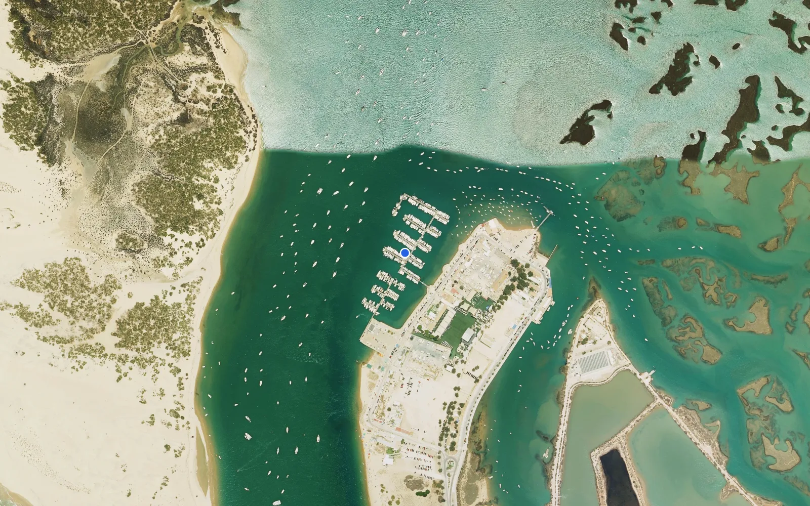 Satellite and nautical chart view of Puerto Deportivo de Sancti-Petri