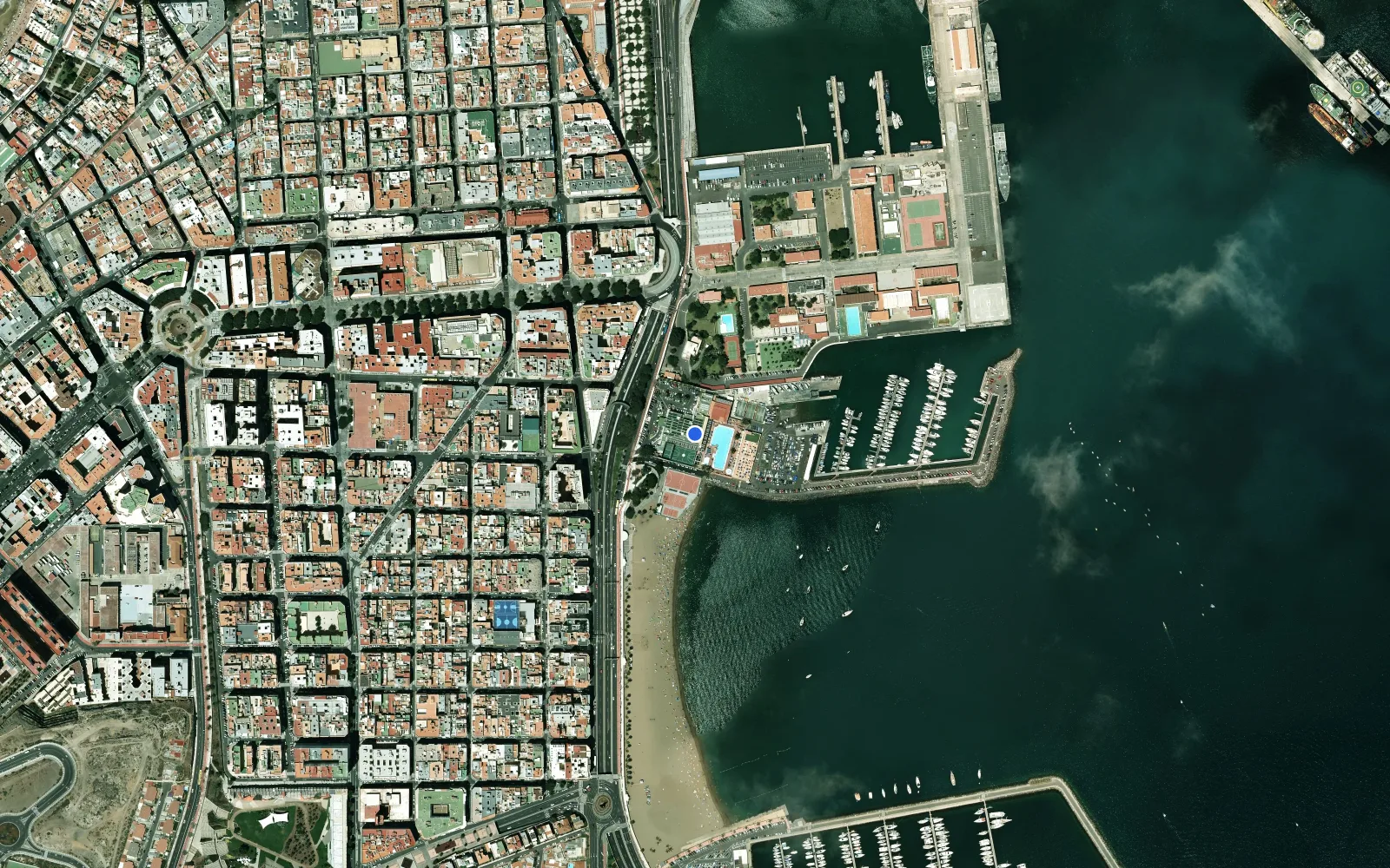 Satellite and nautical chart view of Real Club Nautico de Gran Canaria