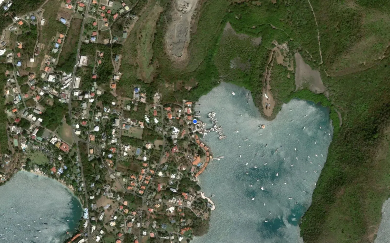 Satellite and nautical chart view of Secret Harbour Marina